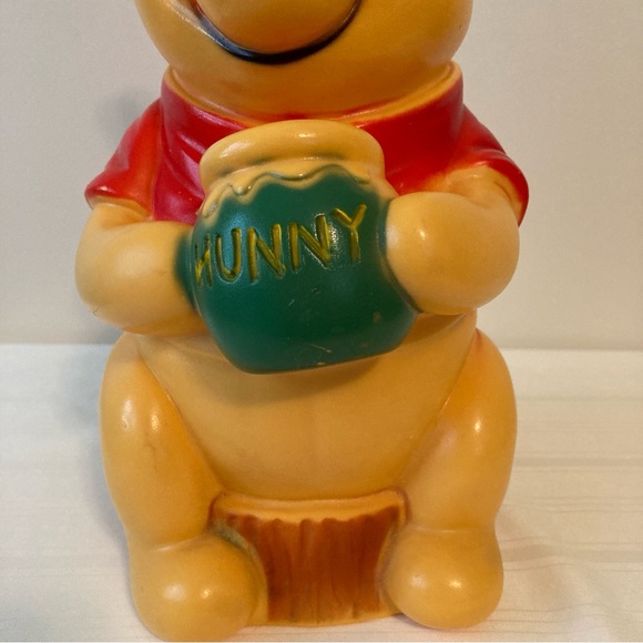 Vintage 1970’s Sears Winnie the Pooh Blow Mold Coin Bank Walt Disney Production - Picture 3 of 9